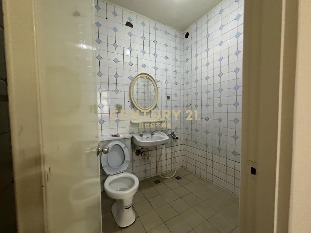 (4526)秀山國小3樓美寓