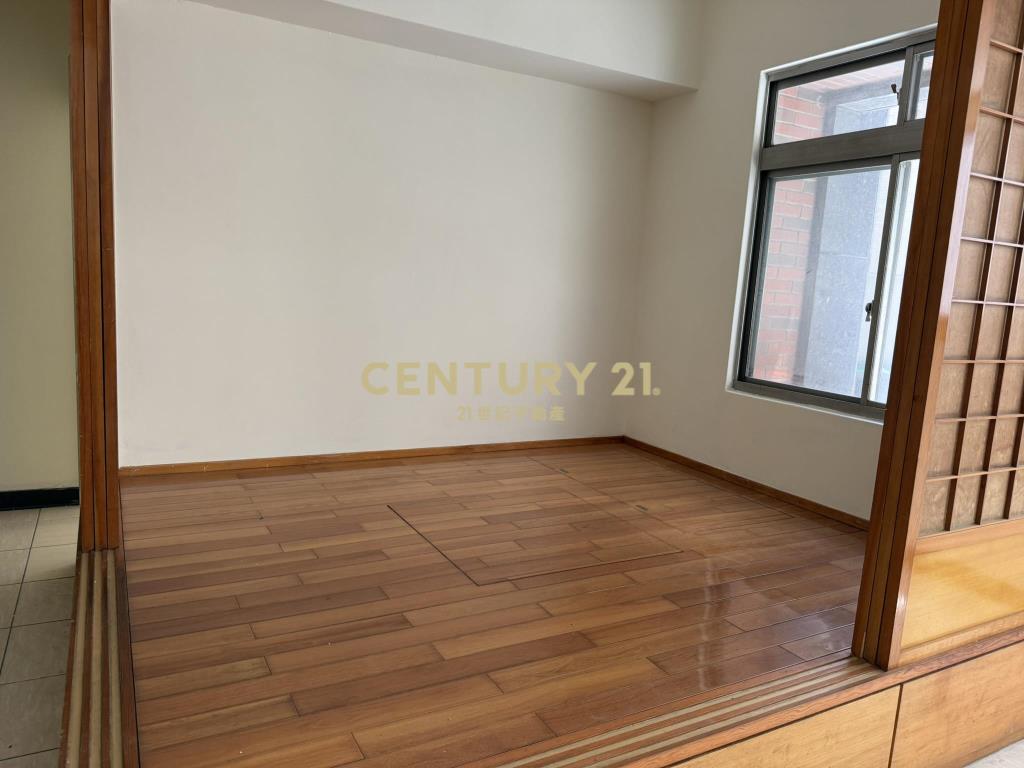 (4525)長隄3房平面車位