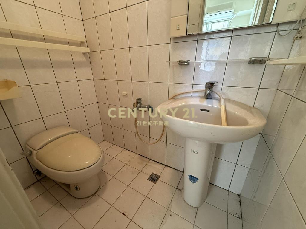 (4525)長隄3房平面車位