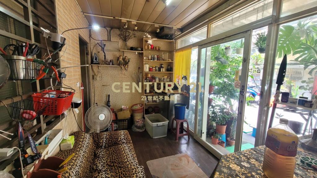 (4531)景平捷運邊間一樓