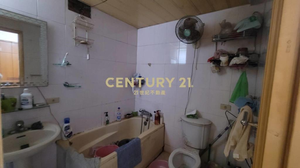 (4531)景平捷運邊間一樓