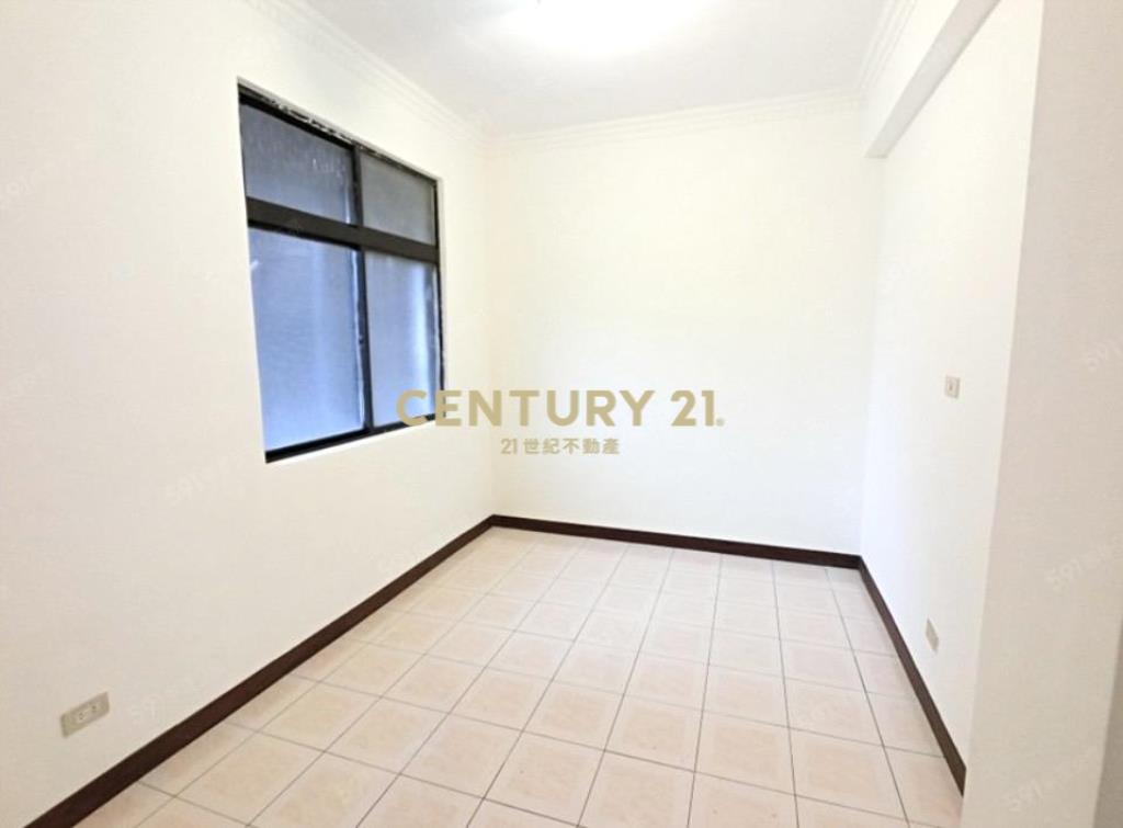 (4577)新埔捷運邊間3房