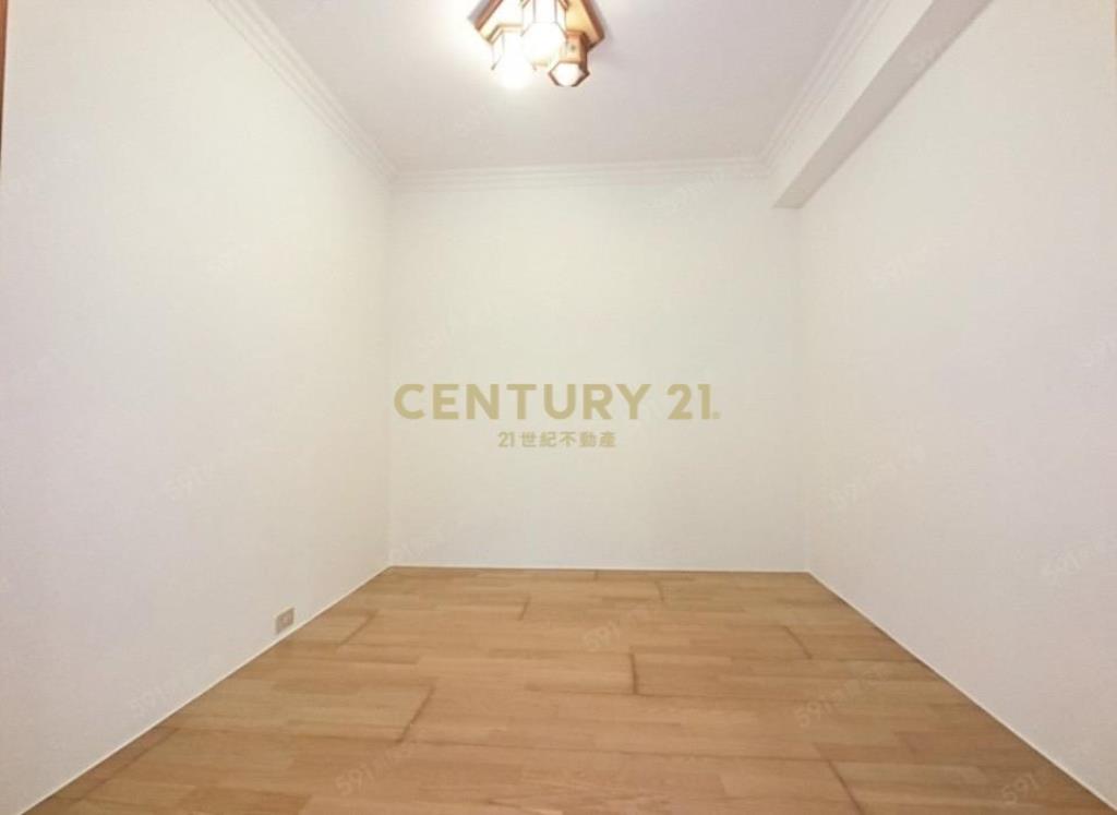 (4577)新埔捷運邊間3房