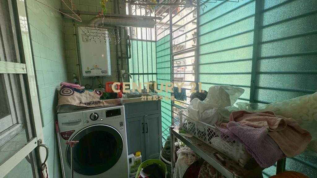 (4598)四號公園邊間黃金3樓