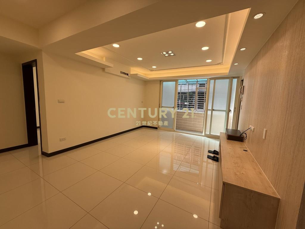 (4599)環球百貨民享三樓4房