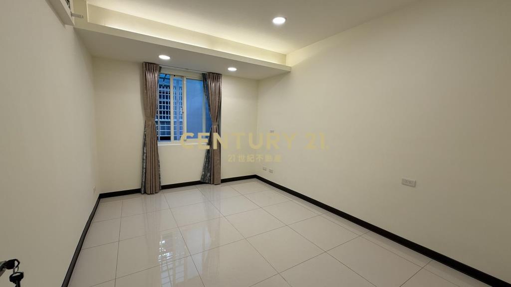 (4599)環球百貨民享三樓4房