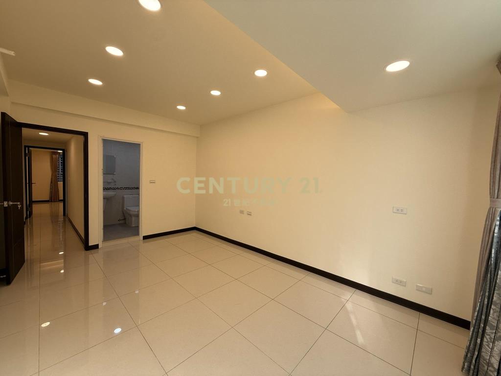 (4599)環球百貨民享三樓4房