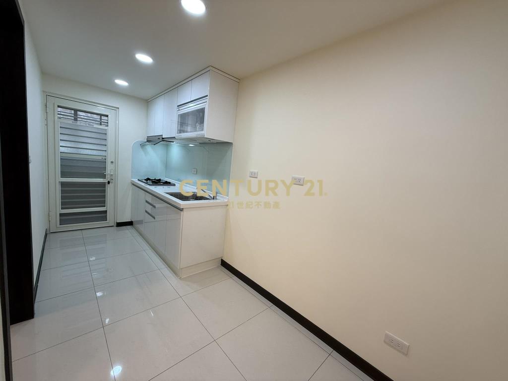 (4600)環球百貨國光3房2樓