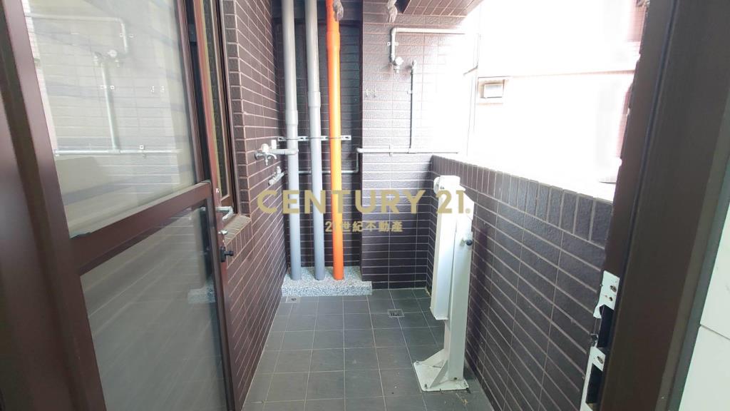 (4608)漢寶一號院三房平面車位