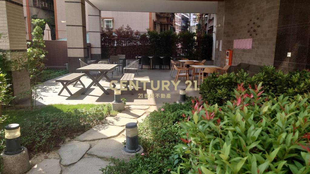 (4608)漢寶一號院三房平面車位