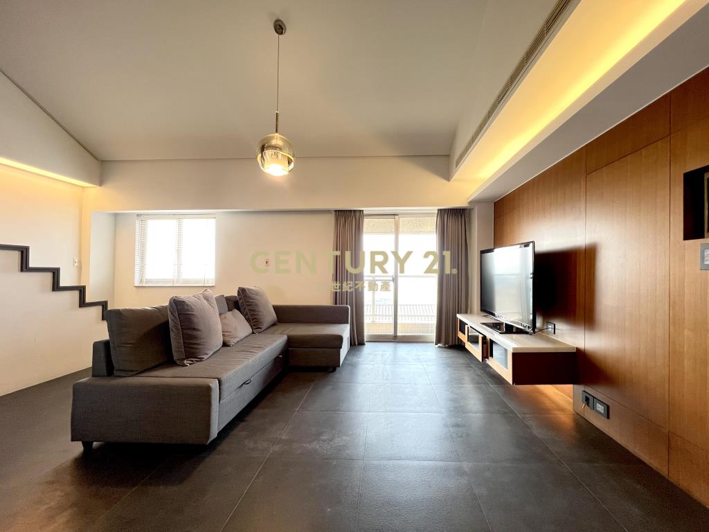 (4631)潤泰曉山青~時尚藝術挑高美屋