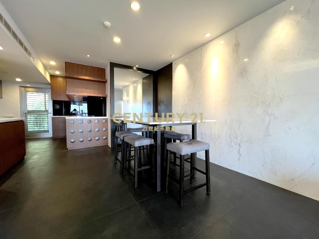 (4631)潤泰曉山青~時尚藝術挑高美屋