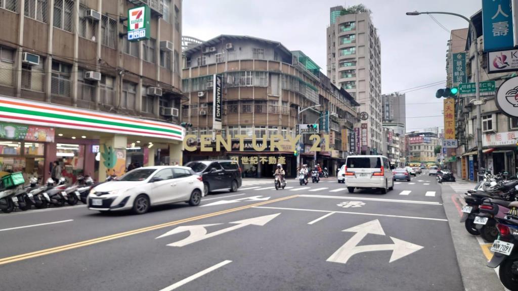 (4635)景安透天金店面