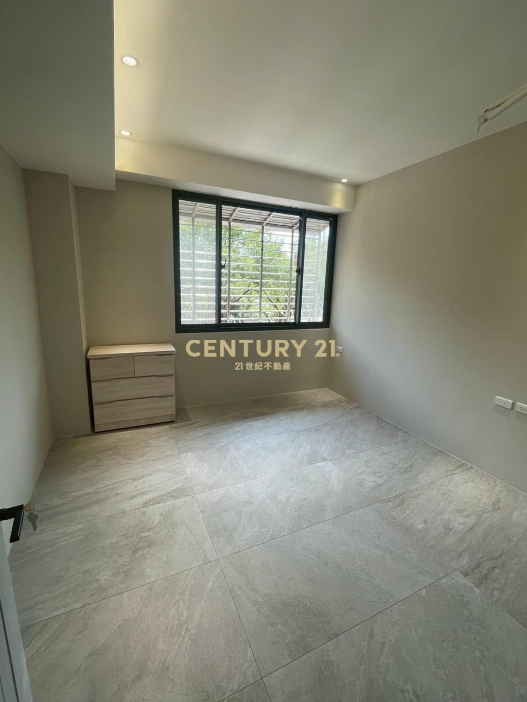 (4637)四號公園旁電梯三房