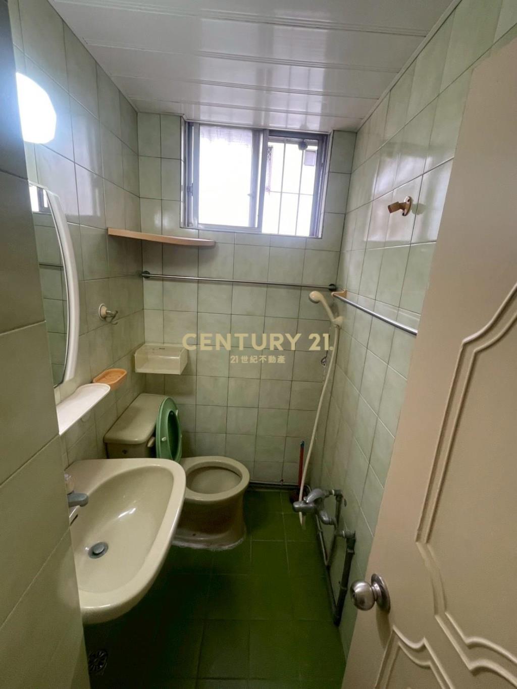 (4646)國泰稀有邊間美屋