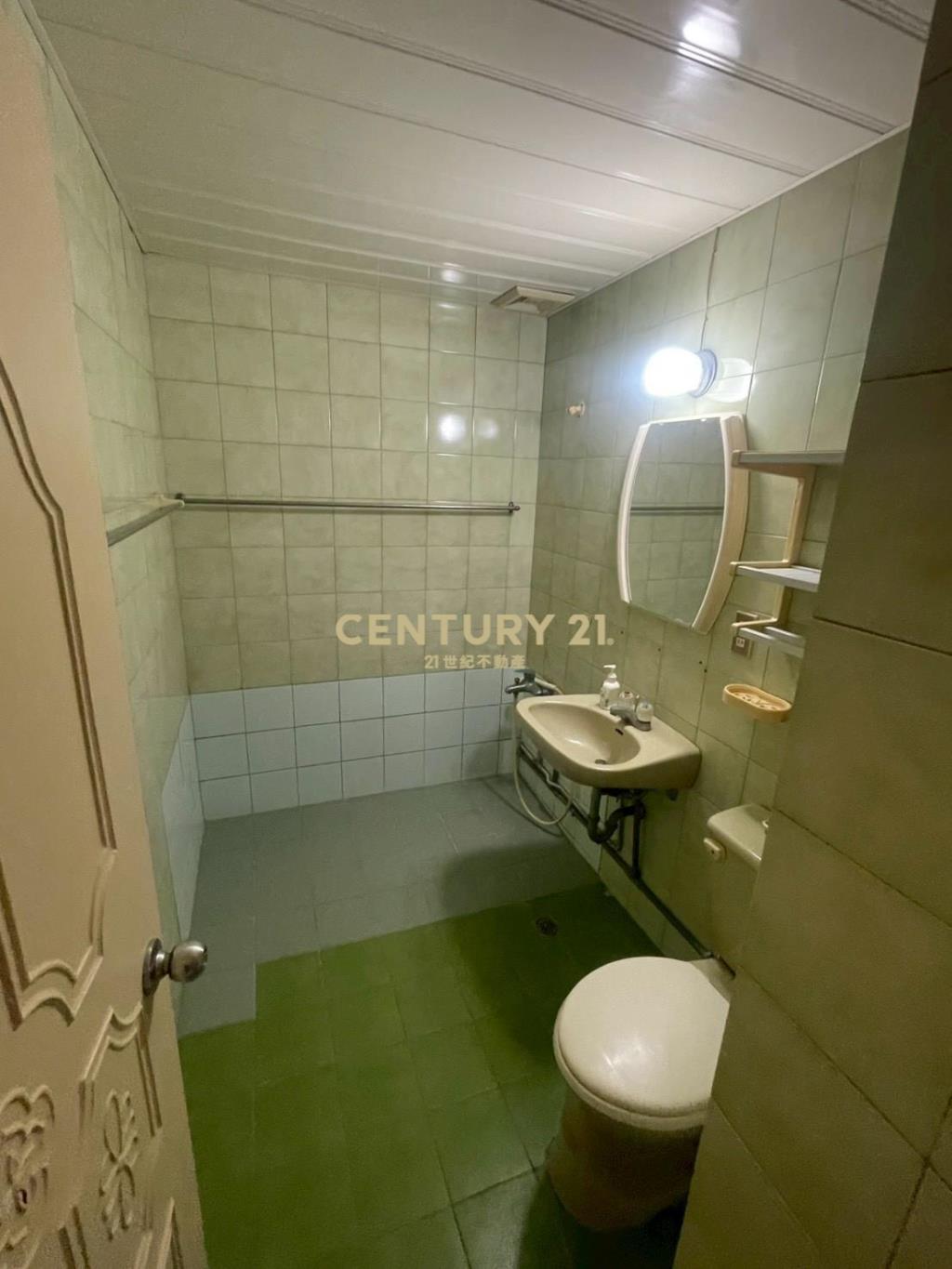 (4646)國泰稀有邊間美屋