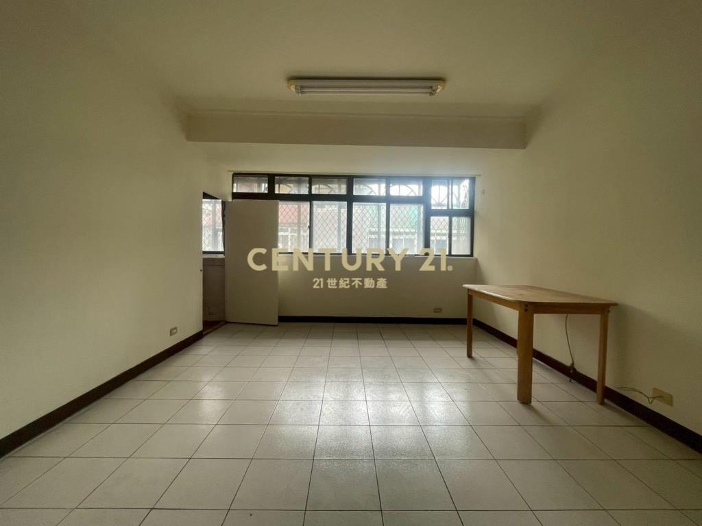 (4646)國泰稀有邊間美屋