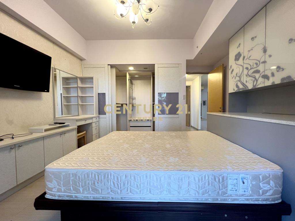 (4651)潤泰曉山青~稀有邊間二房車位