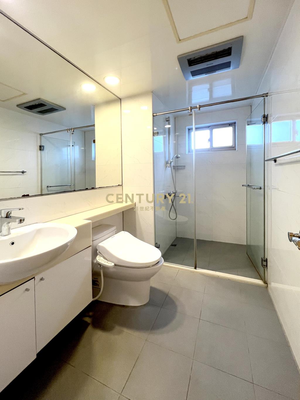 (4651)潤泰曉山青~稀有邊間二房車位