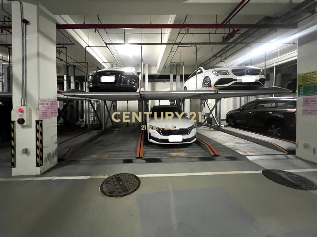 (4651)潤泰曉山青~稀有邊間二房車位