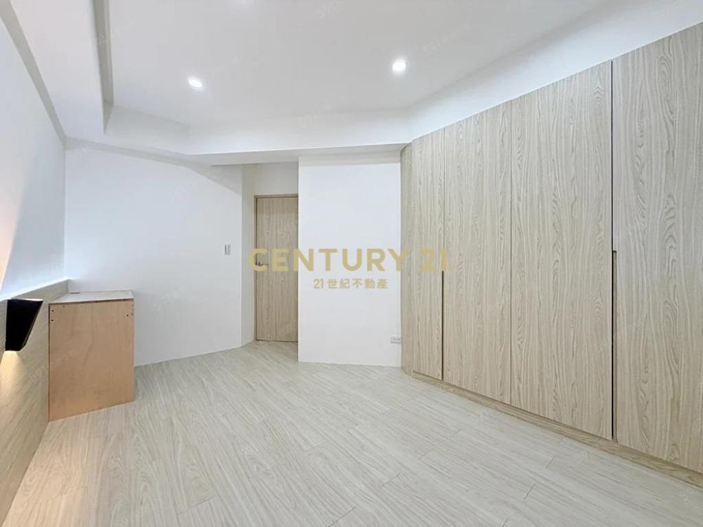 (4653)南勢角捷運站電梯2房