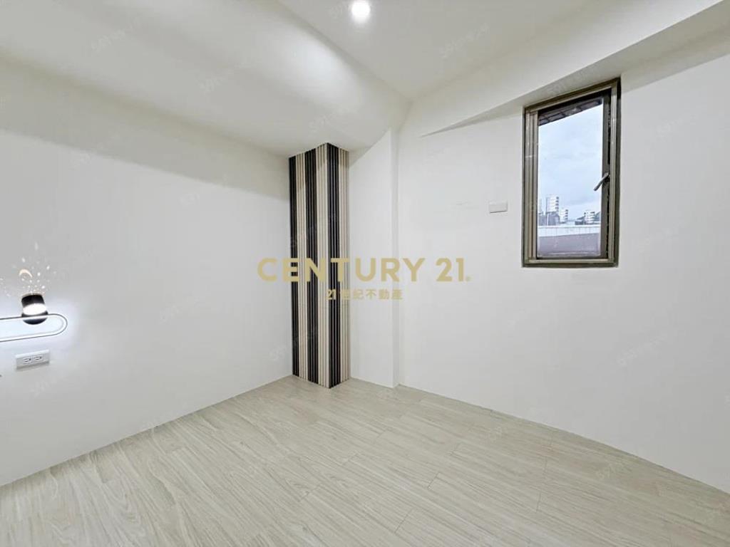 (4653)南勢角捷運站電梯2房