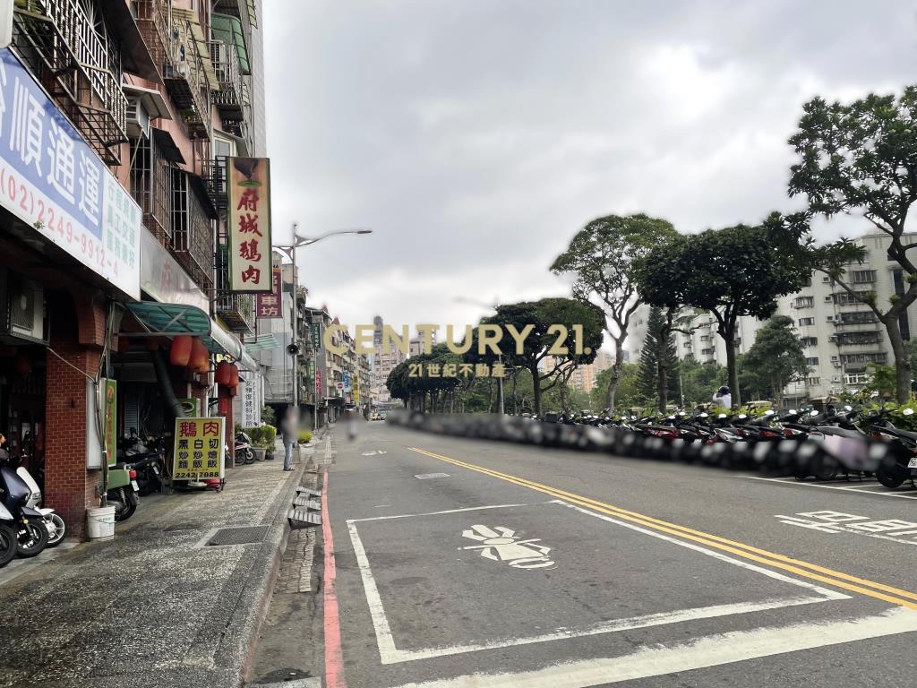 (4656)景安雙捷運大器2樓