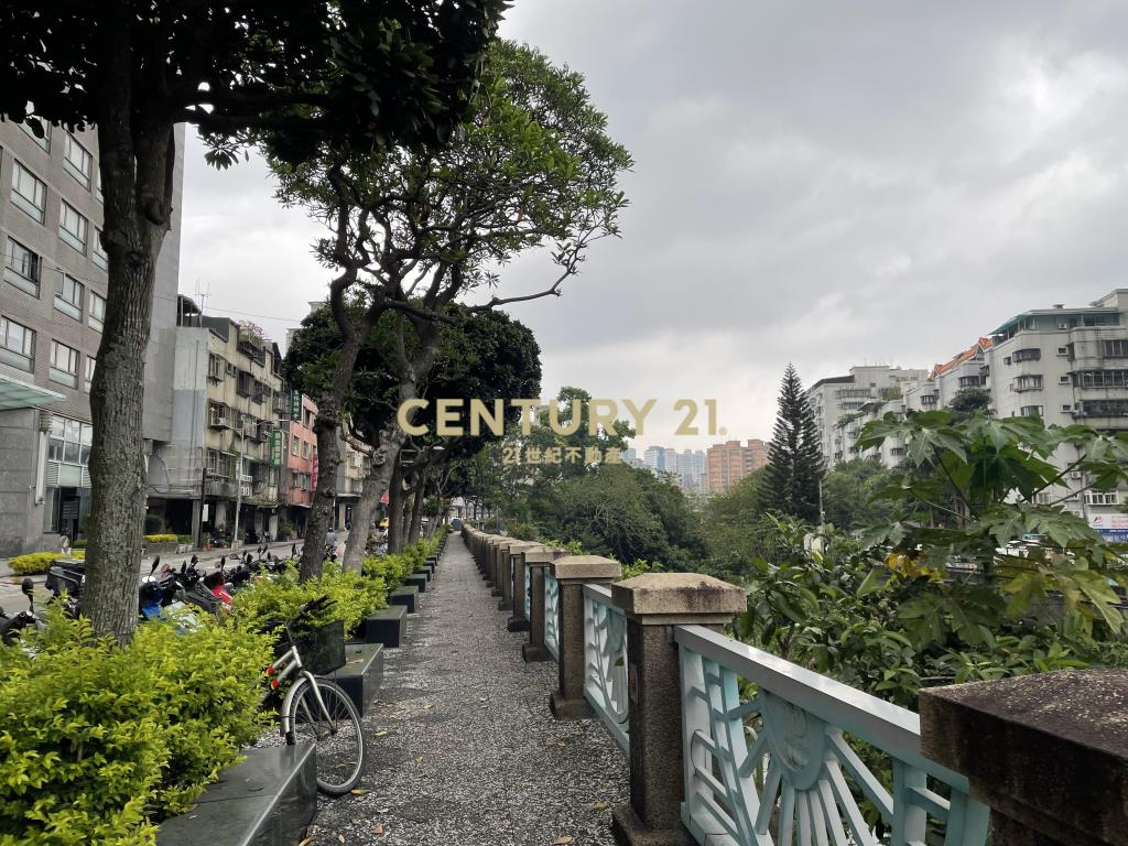 (4656)景安雙捷運大器2樓