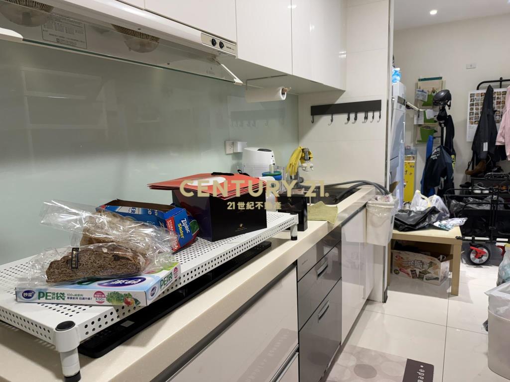 (4660)中和雙捷世界V1+平面車位