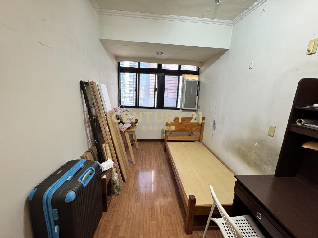 (4675)四號公園溫馨屋
