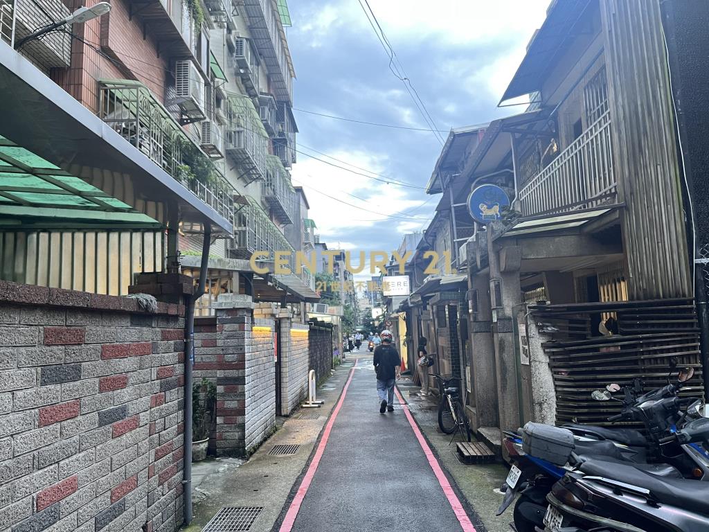 (4696)永安捷運3分鐘金店面