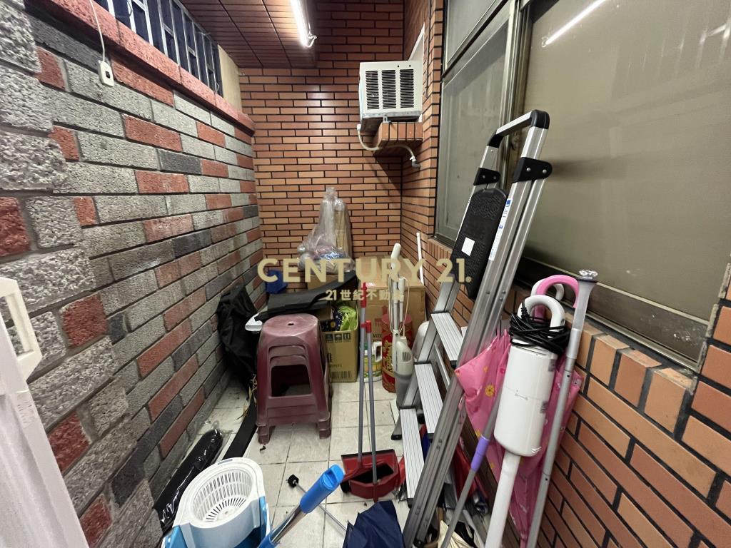 (4696)永安捷運3分鐘金店面