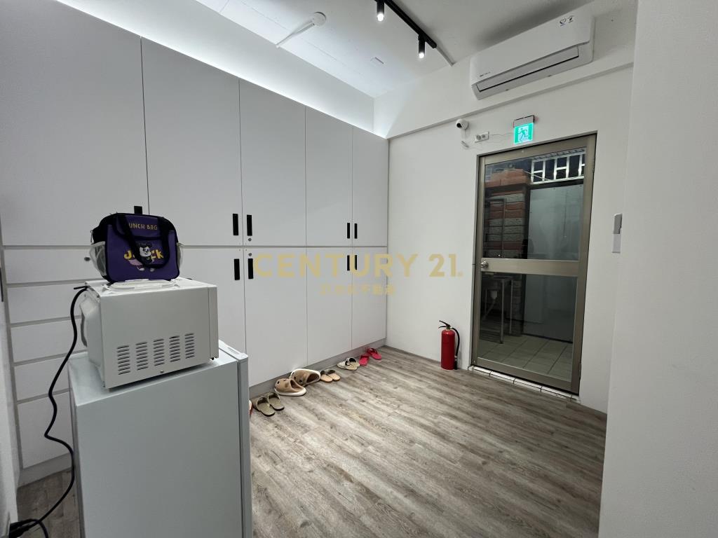 (4696)永安捷運3分鐘金店面