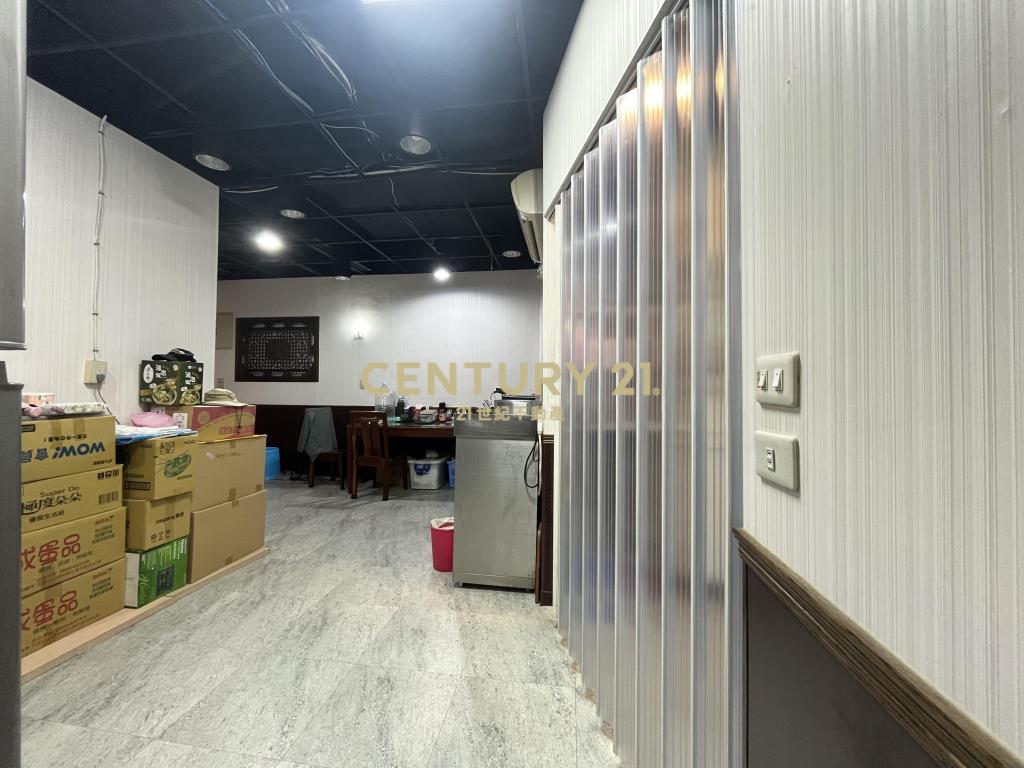 (4735)中和站黃金雙店面