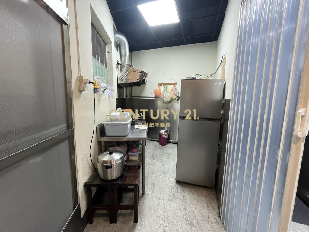 (4735)中和站黃金雙店面