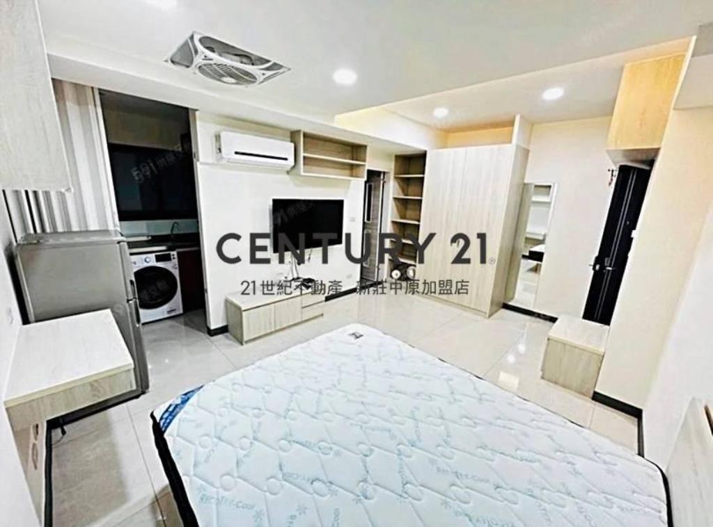 萬坪公園四套房車-F12