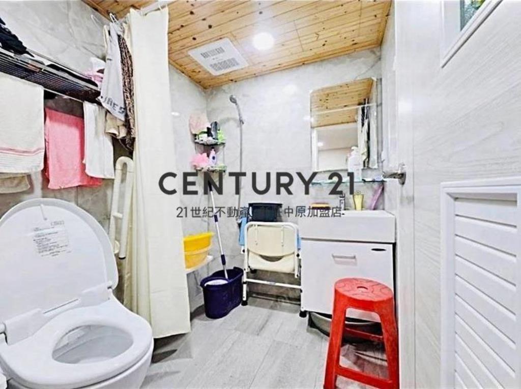 萬坪公園四套房車-F12