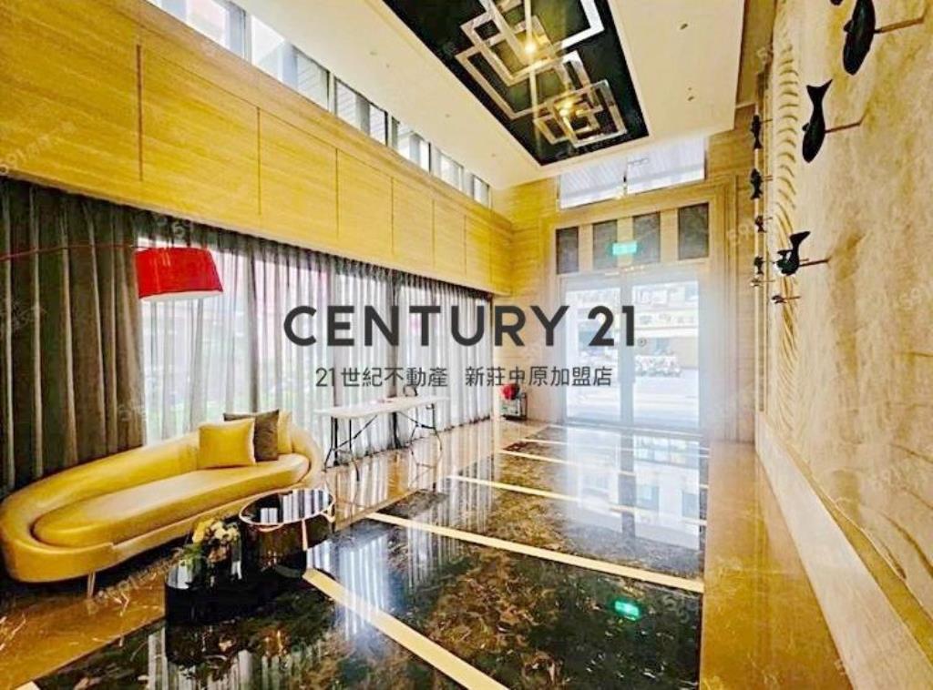 萬坪公園四套房車-F12