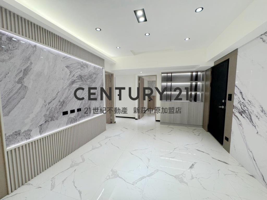 摩登新貴時尚三房車-D138