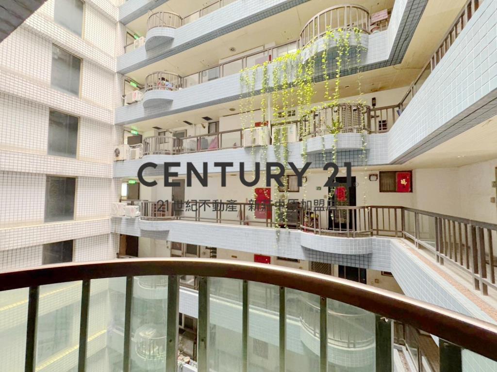 摩登新貴時尚三房車-D138