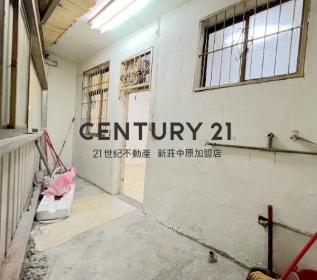 三民高中捷運一樓-D7