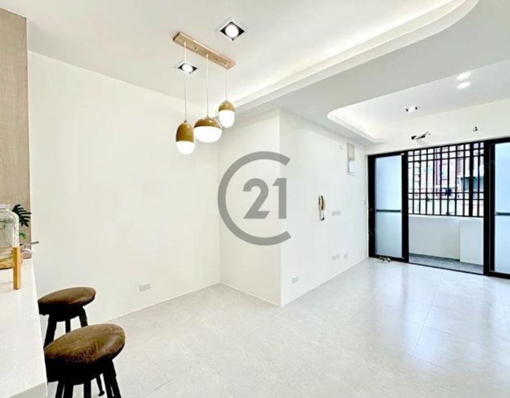 板橋龍興頂佳佳-D54