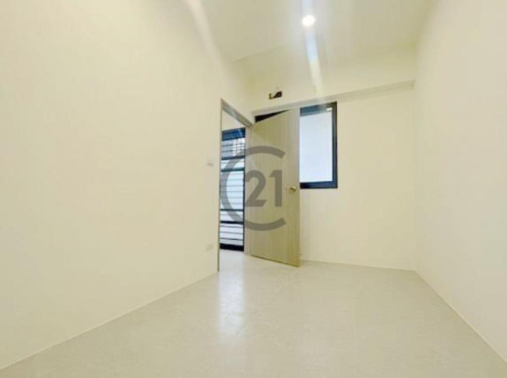 板橋龍興頂佳佳-D54