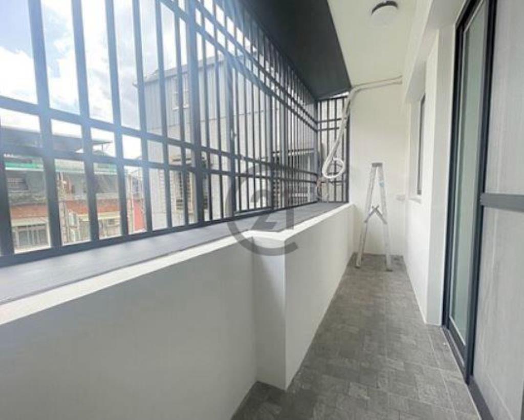 板橋龍興頂佳佳-D54