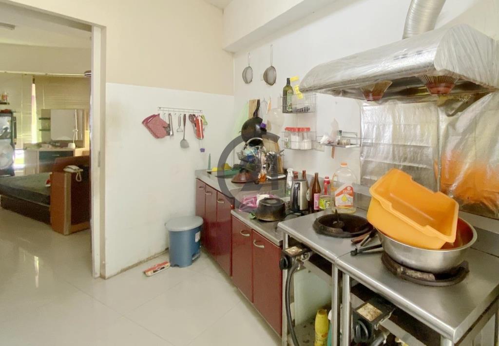 中港路三角窗華廈-B52