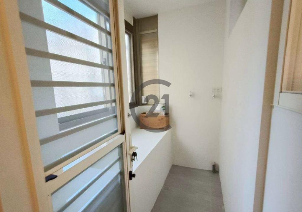 成功路典雅三樓-D18