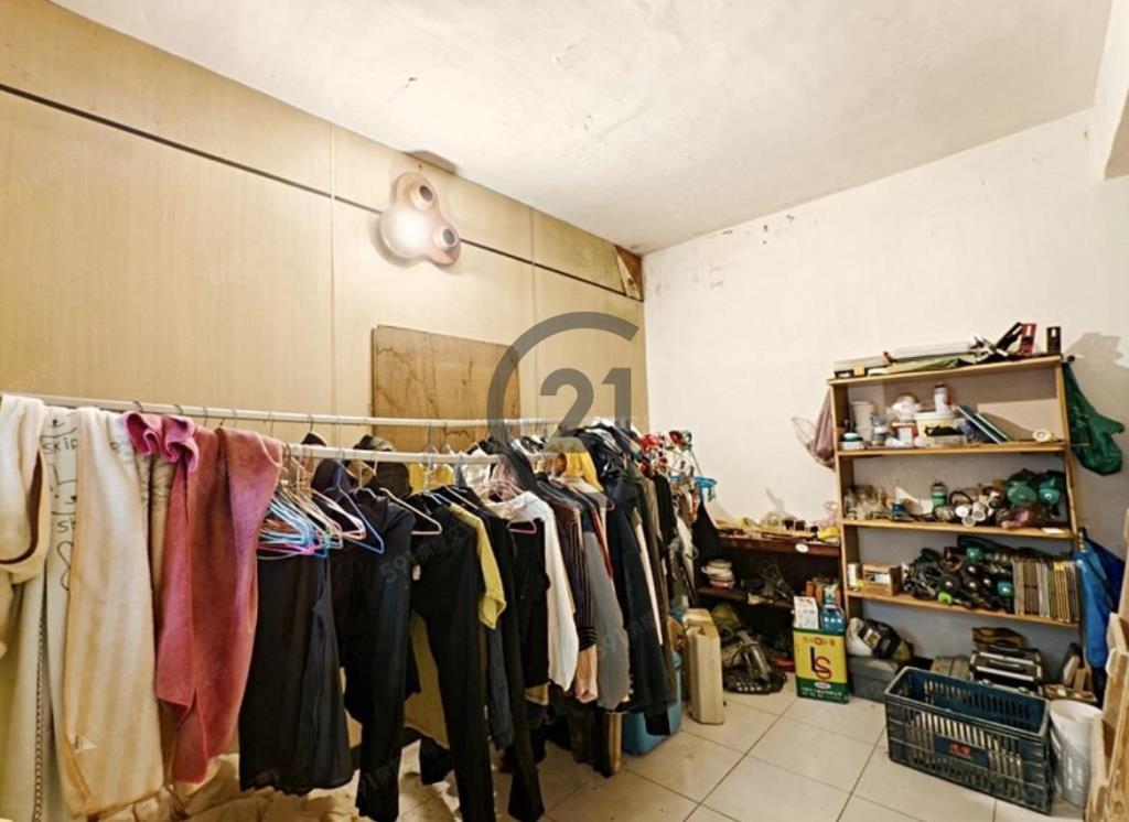 八里龍形邊間二樓-D31