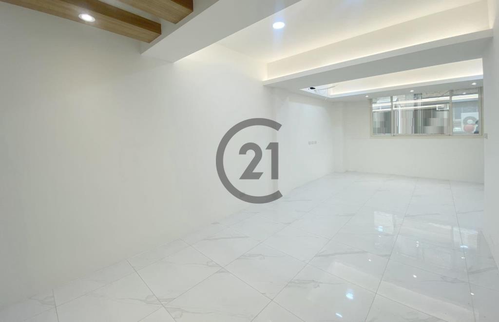 新莊捷運站美妝二樓-A36