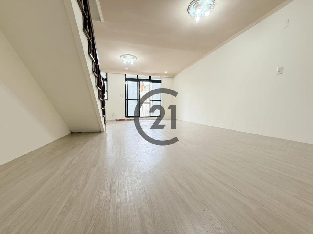 萬坪公園頂佳佳-A126