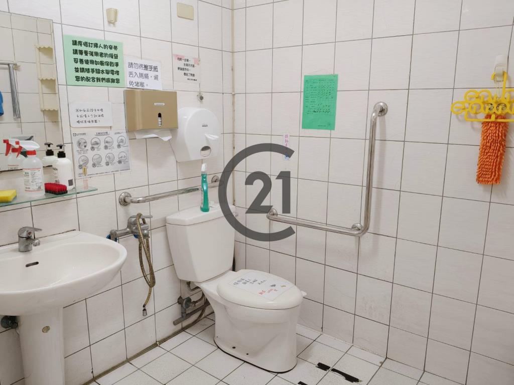 邊間三角金店面-C2